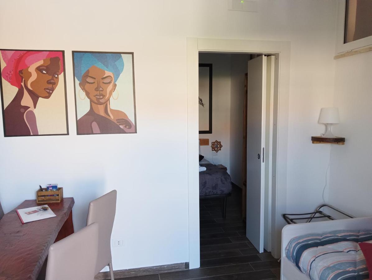 Big Mama Jungle Rooms Terracina Ngoại thất bức ảnh